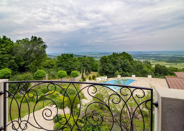 белисима, Bellissima Πανσιόν *